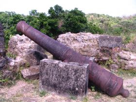 Canon at a fort in Panama – Best Places In The World To Retire – International Living